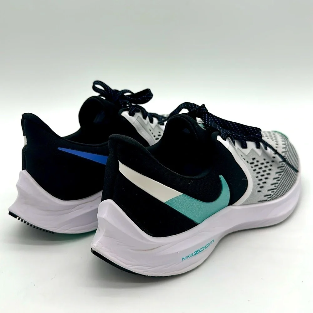 Nike Women's Size 7.5 Zoom Gray Winflo Runfast-Just Do It Sneakers
